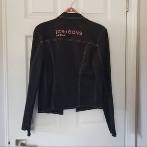 Ice berg jacket size 10